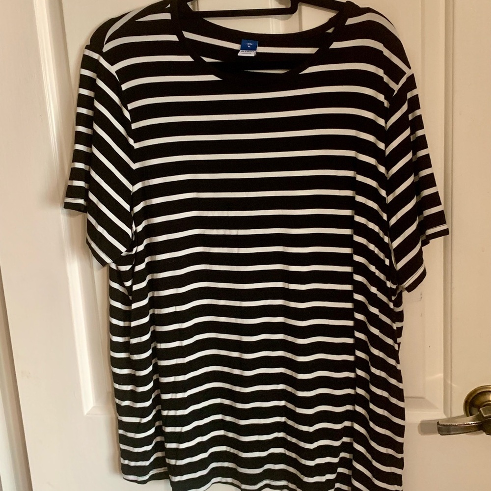 Old Navy Black and White Striped Tee